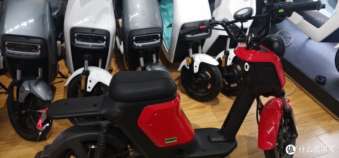 买电动车儿童座椅,赠送九号电动自行车一辆